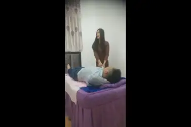 Pijat Oral Pertama Kali Bikin Memek Banjir Basah